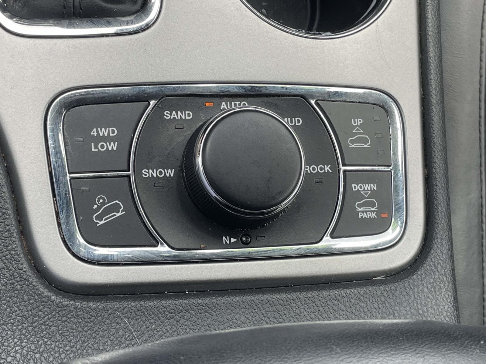 2018 Jeep Grand Cherokee Overland - Photo 22