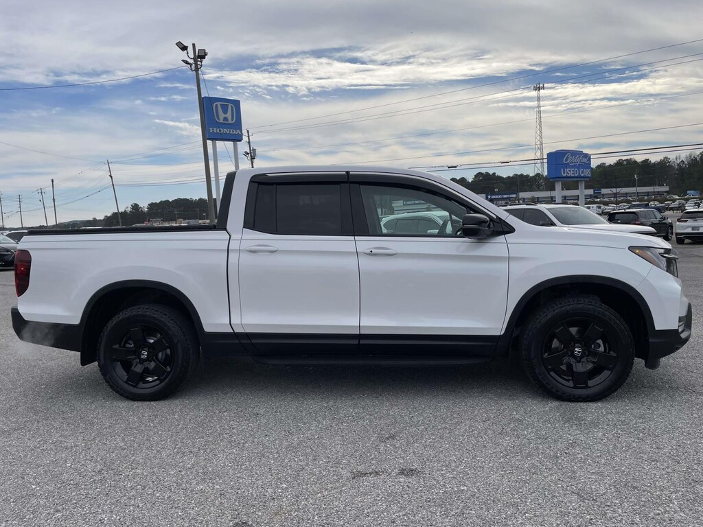 Certified 2025 Honda Ridgeline Black Edition AWD Crew Cab Pickup