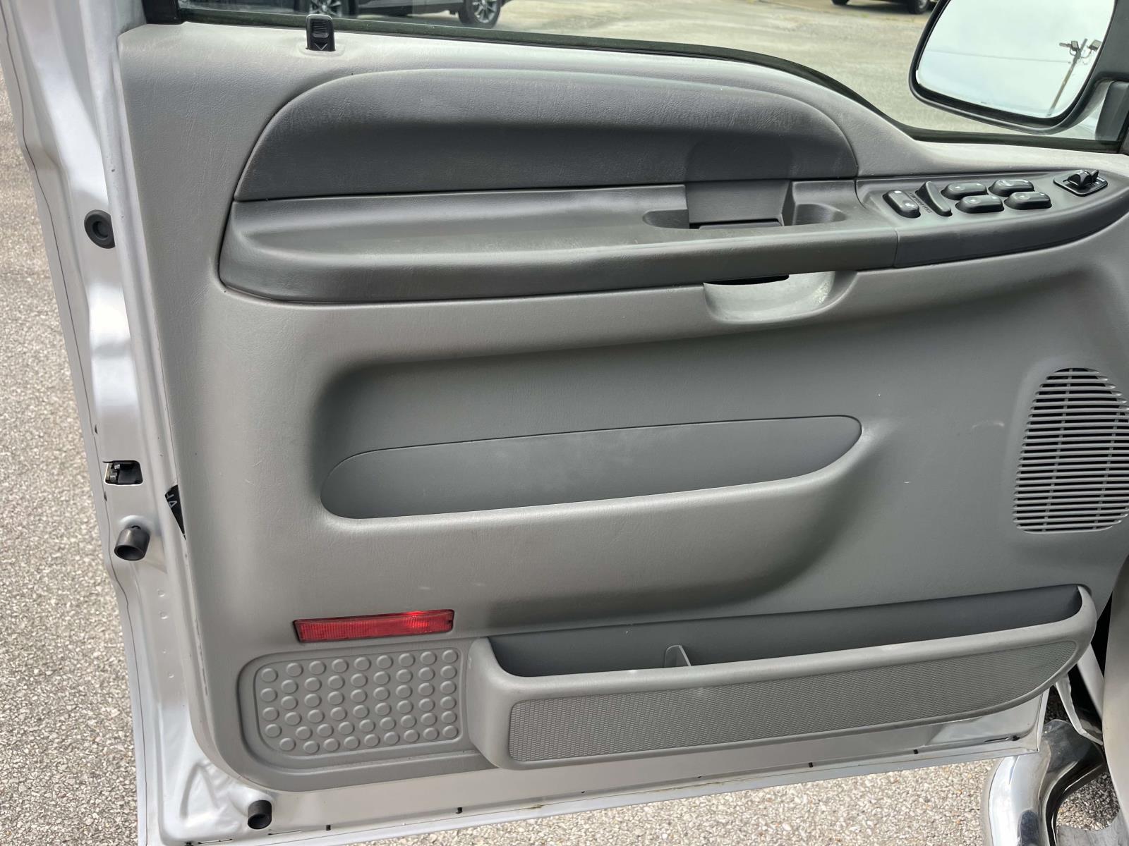 2002 Ford F-250 Super Duty XLT - Photo 13