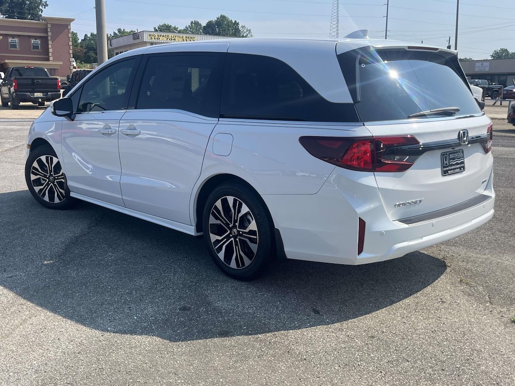 New 2026 Honda Odyssey Elite Auto Van Passenger