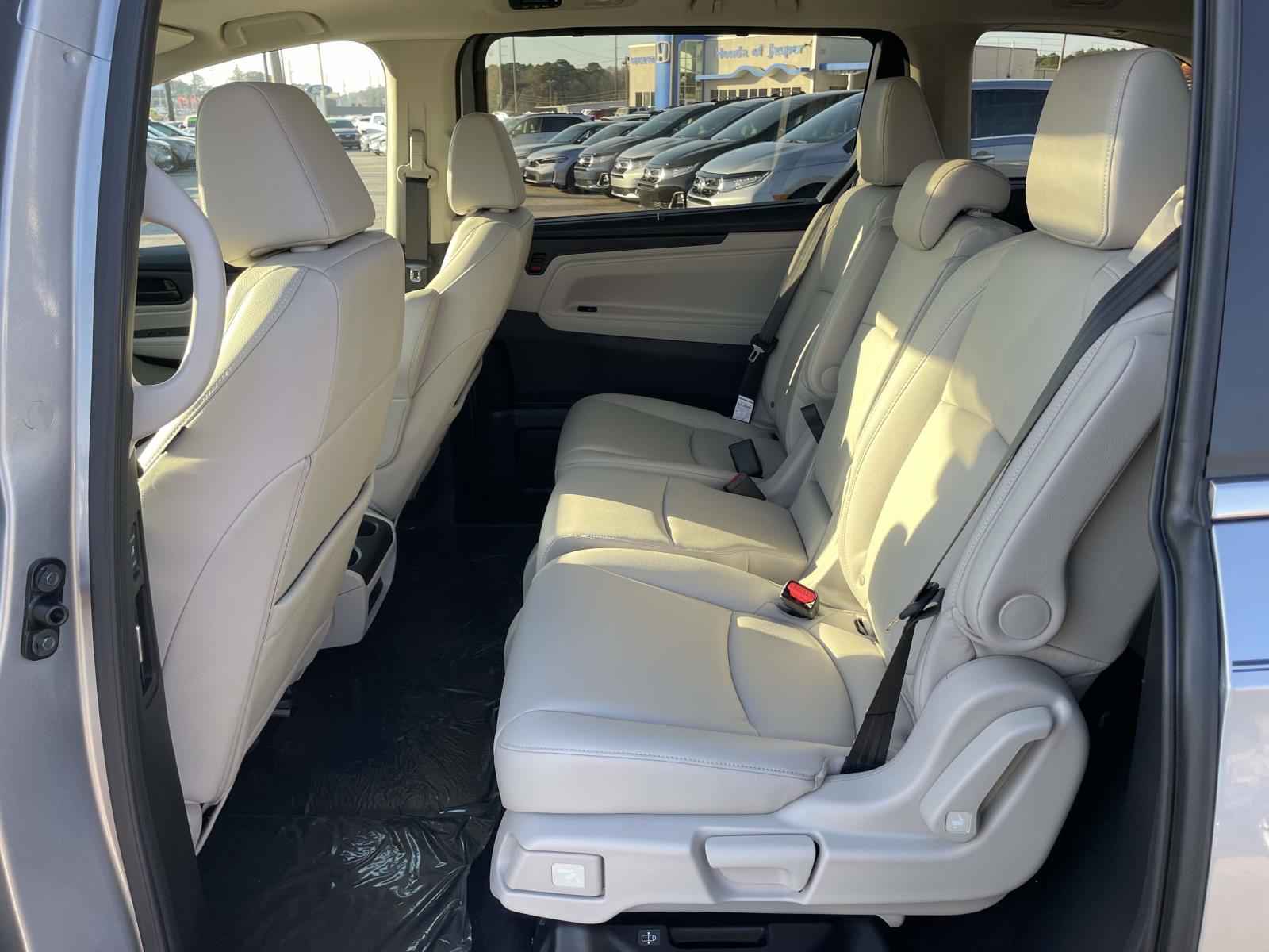 2026 Honda Odyssey EX-L - Photo 6