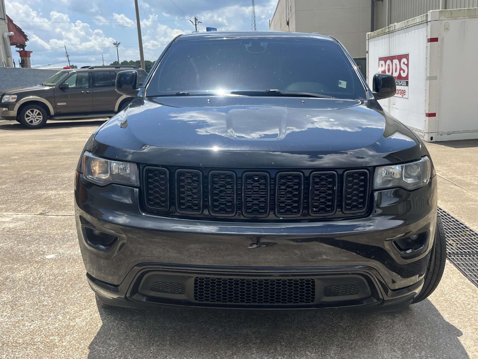 2019 Jeep Grand Cherokee Altitude - Photo 7