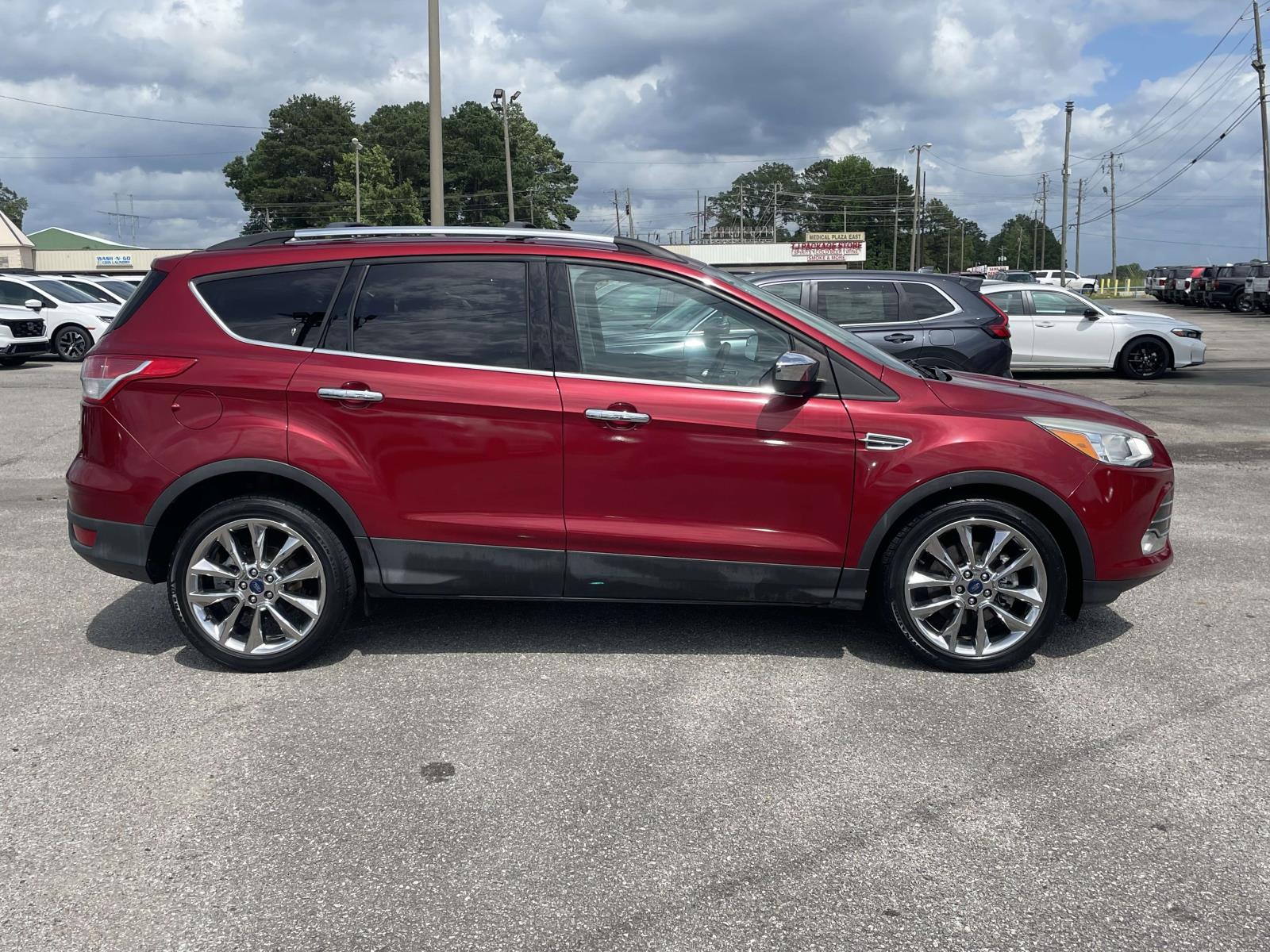 Used 2015 Ford Escape SE with VIN 1FMCU0G96FUC85323 for sale in Jasper, AL