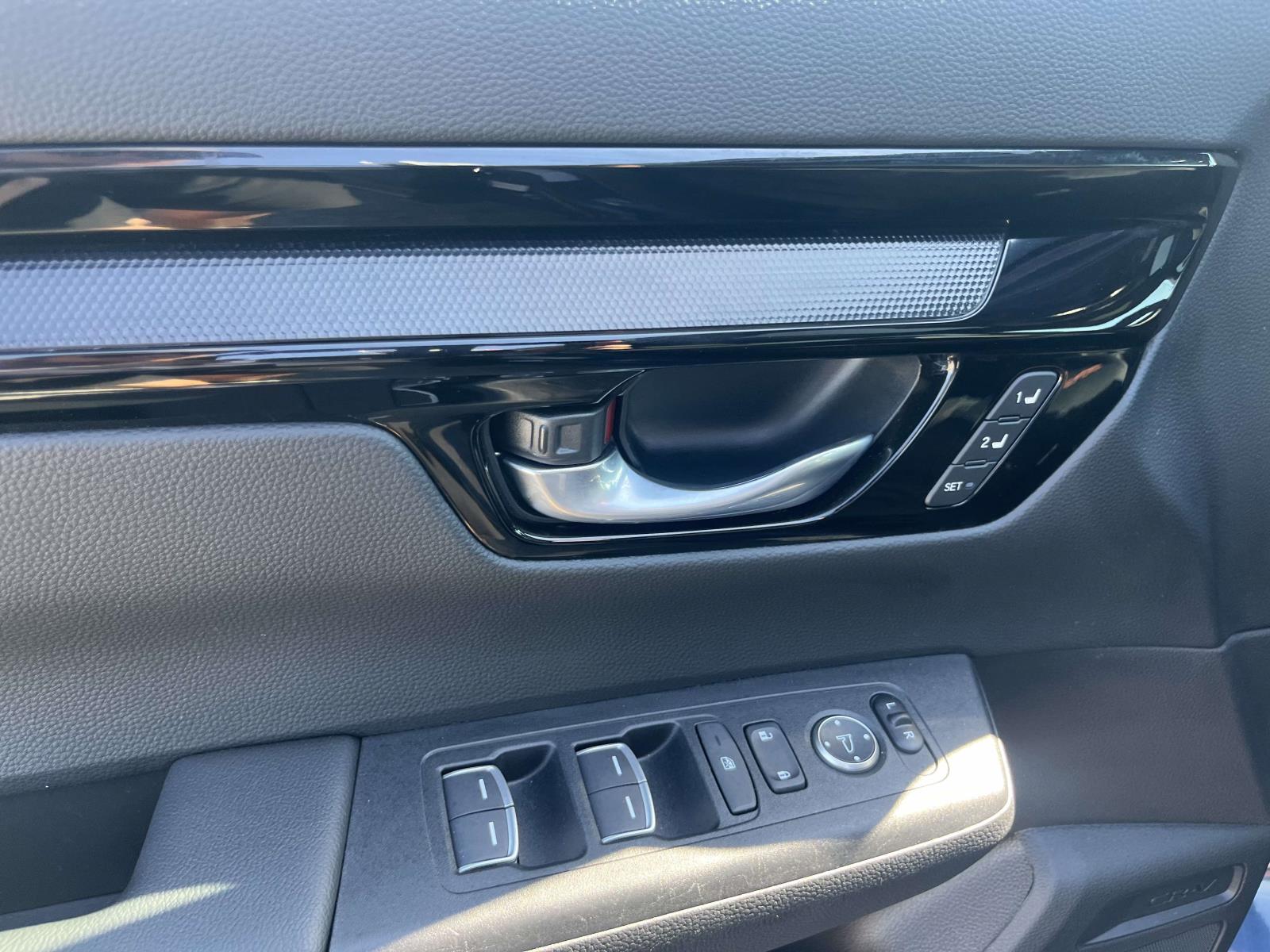 2026 Honda CR-V Sport Touring - Photo 13