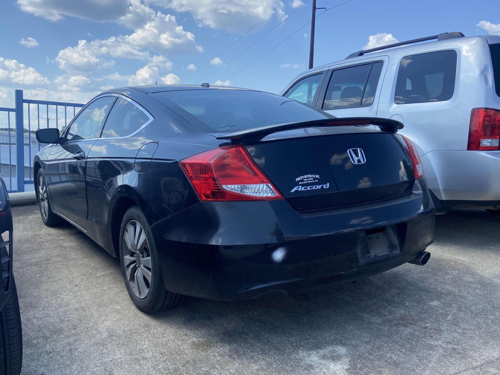 2011 Honda Accord EX-L photo 3