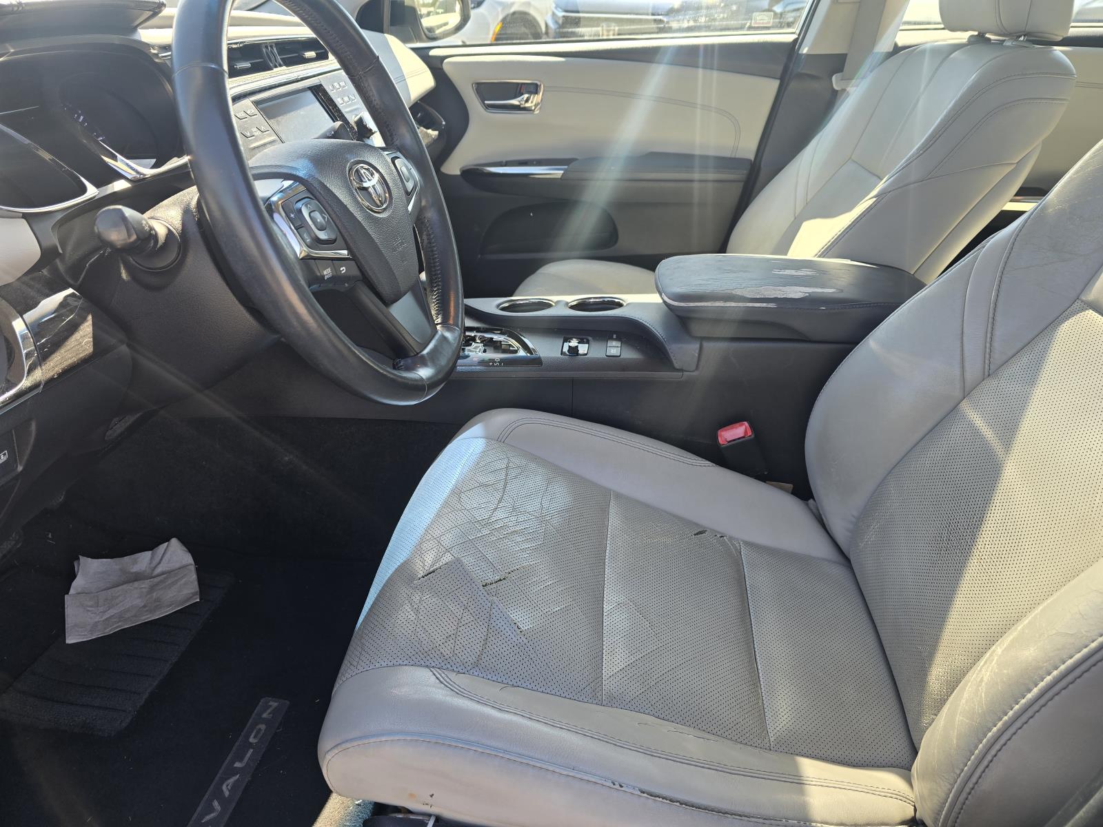 2013 Toyota Avalon XLE Premium Hybrid - Photo 12