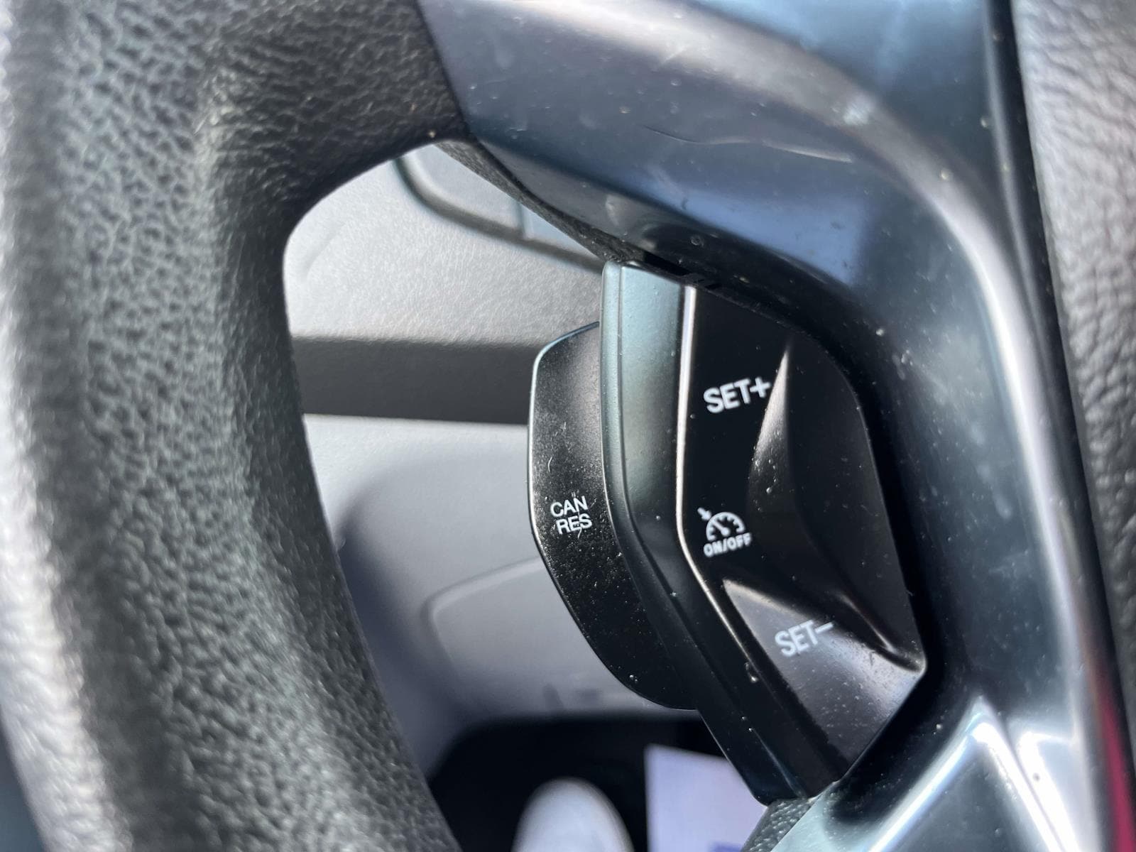 2015 Ford Transit XL - Photo 23