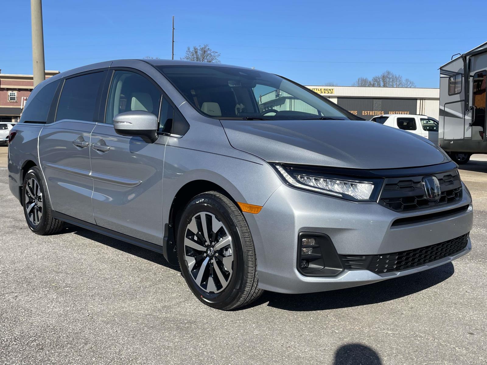 2026 Honda Odyssey EX-L's photo