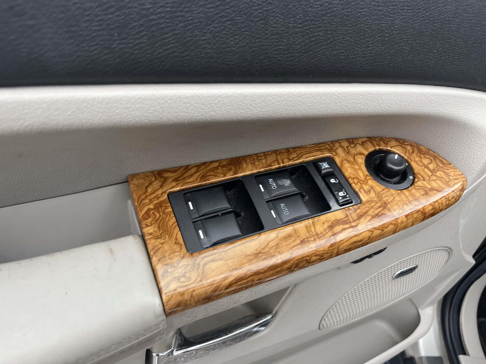 2010 Jeep Grand Cherokee Limited - Photo 14