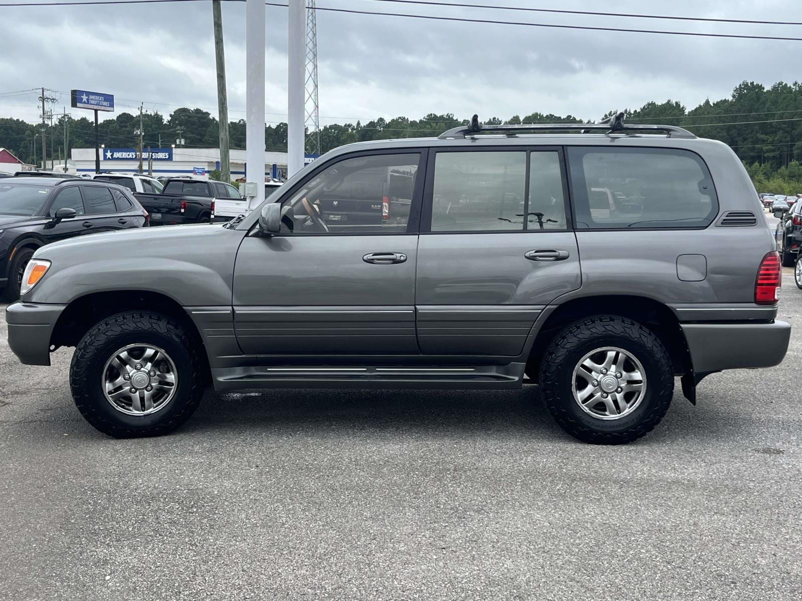 2002 Lexus LX 470 - Photo 6