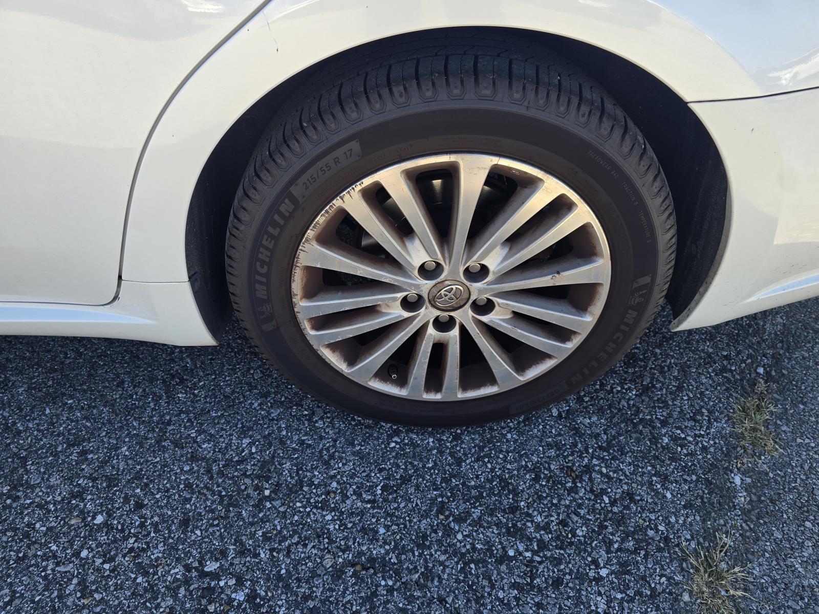 2013 Toyota Avalon XLE Premium Hybrid - Photo 8