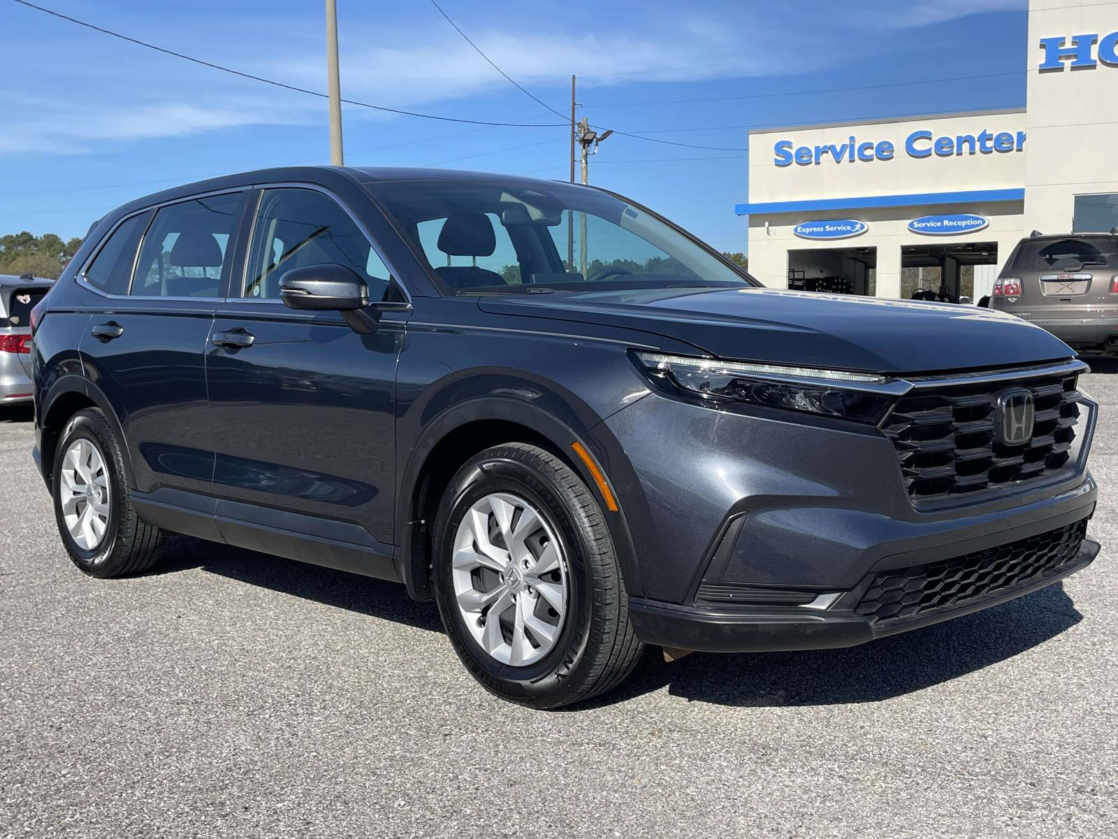 2023 Honda CR-V LX's photo