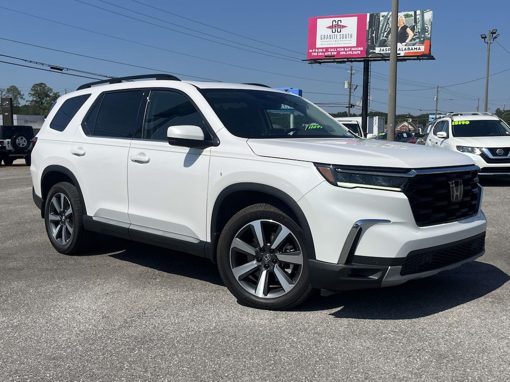 Certified 2025 Honda Pilot Touring AWD Sport Utility