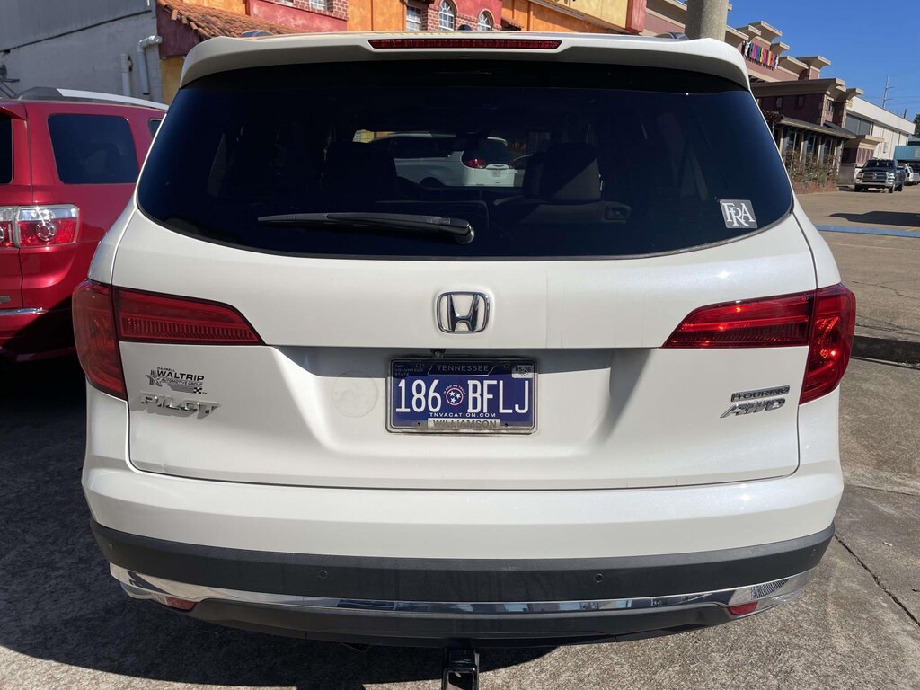 Used 2018 Honda Pilot SUV AWD TOU Sport Utility