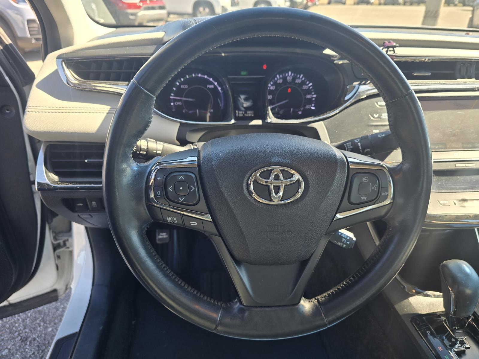2013 Toyota Avalon XLE Premium Hybrid - Photo 16