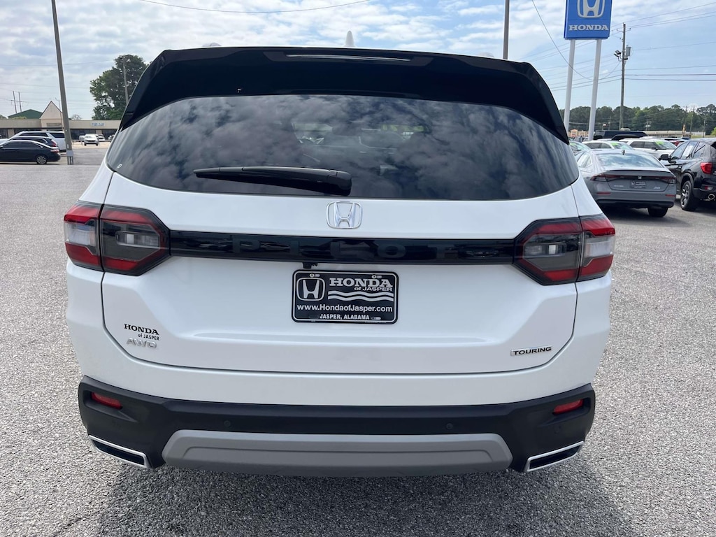 Certified 2025 Honda Pilot Touring AWD Sport Utility