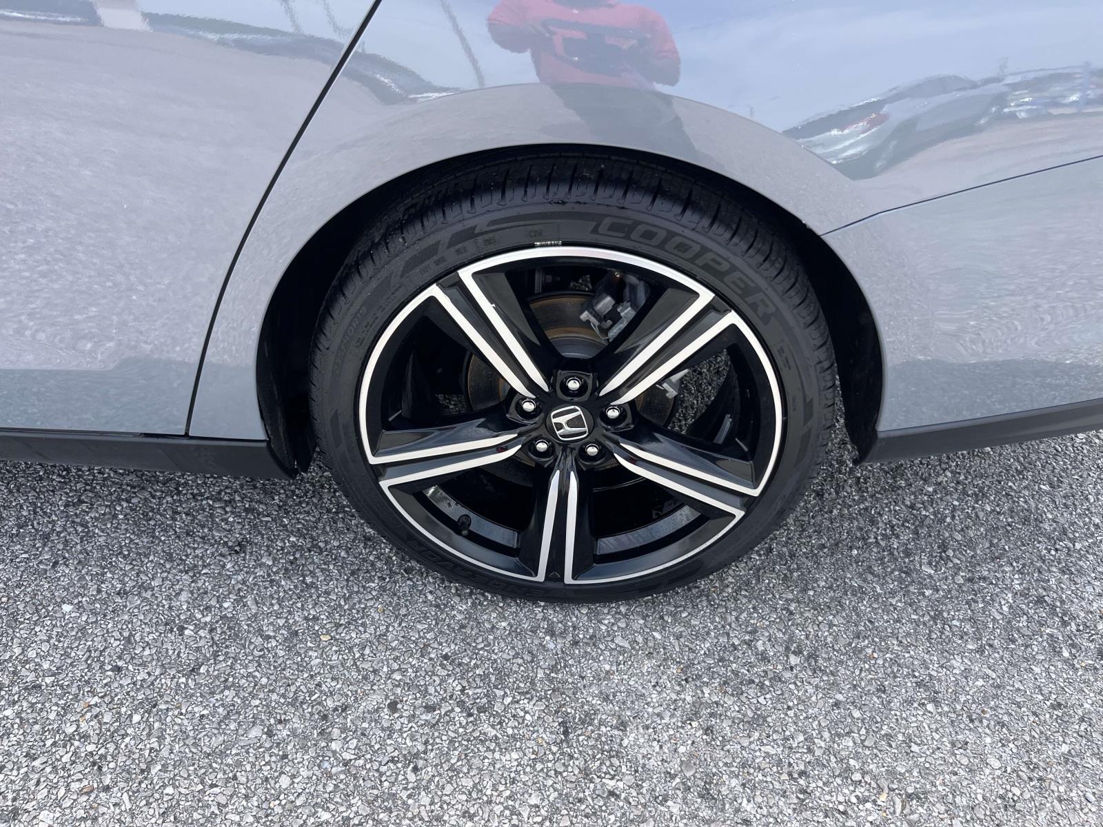 2023 Honda Accord Hybrid Sport - Photo 6