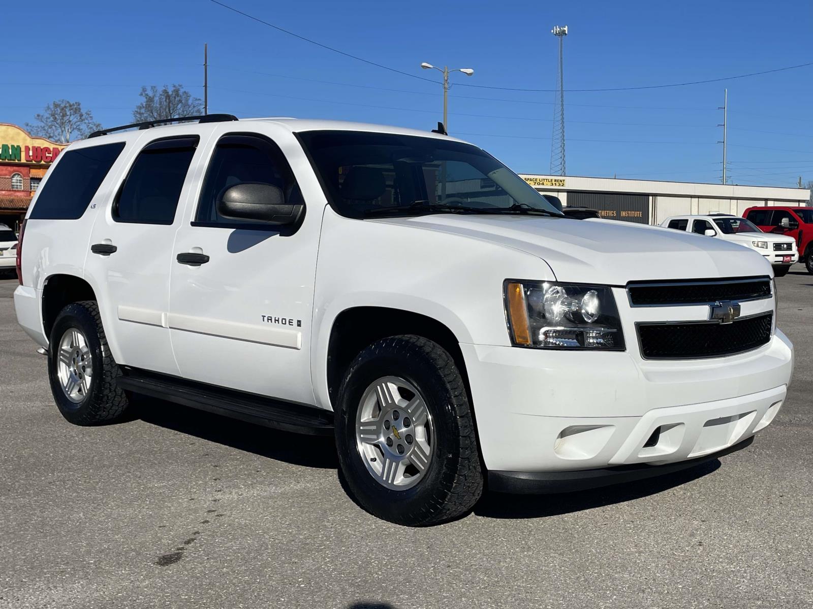 2008 Chevrolet Tahoe LS's photo