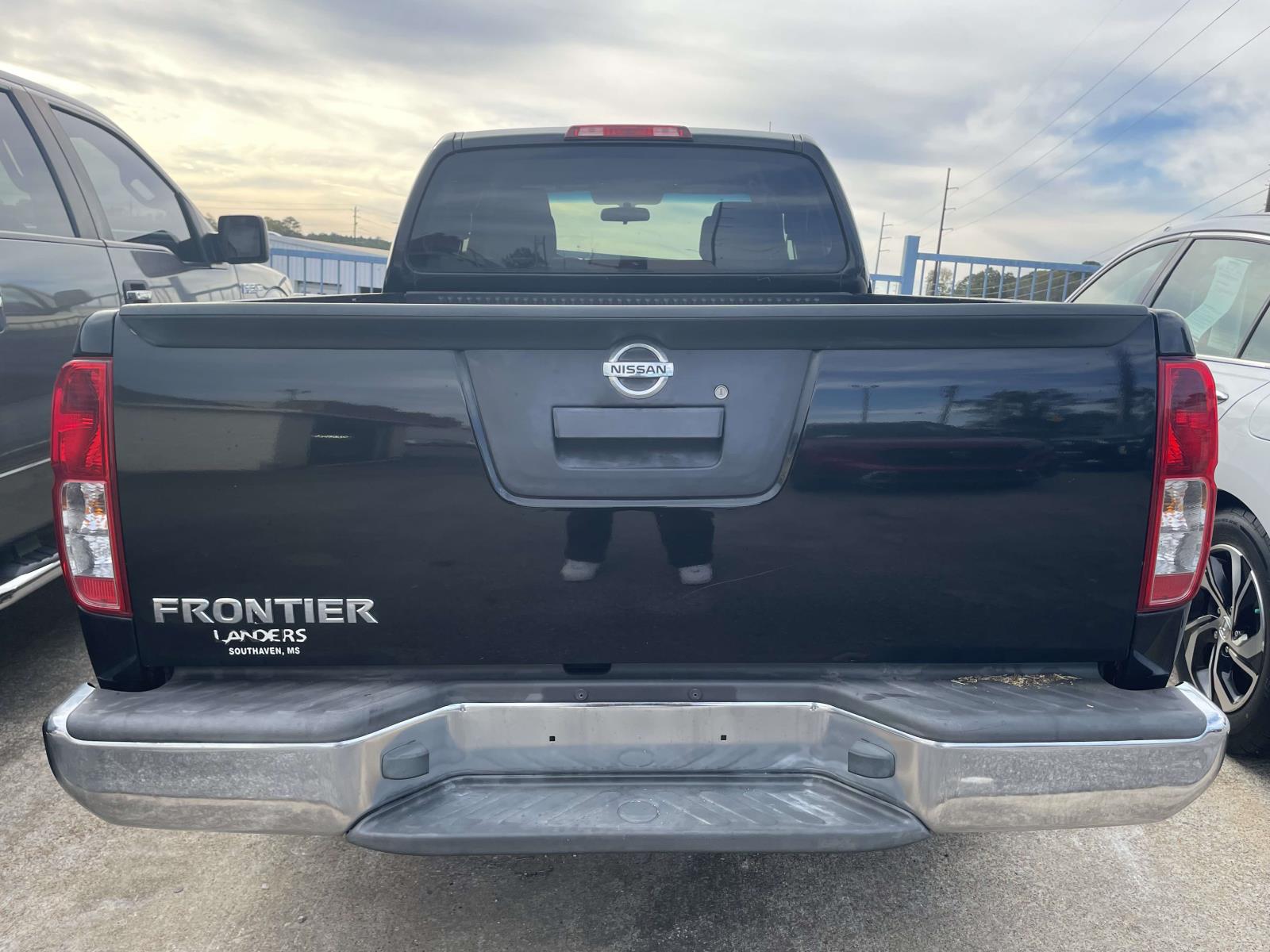 2013 Nissan Frontier King Cab S photo 4