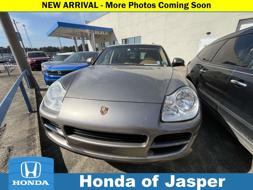 Used 2004 Porsche Cayenne SUV TIPTRON Sport Utility