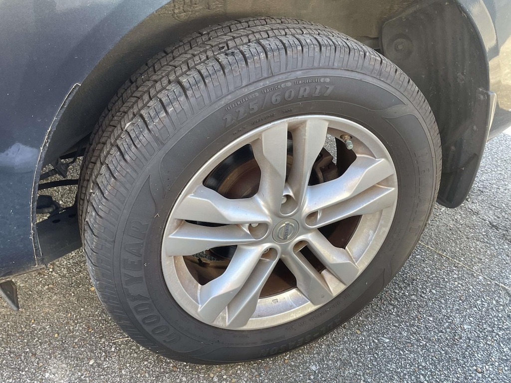 Used 2015 Nissan Rogue Select FWD  S Sport Utility