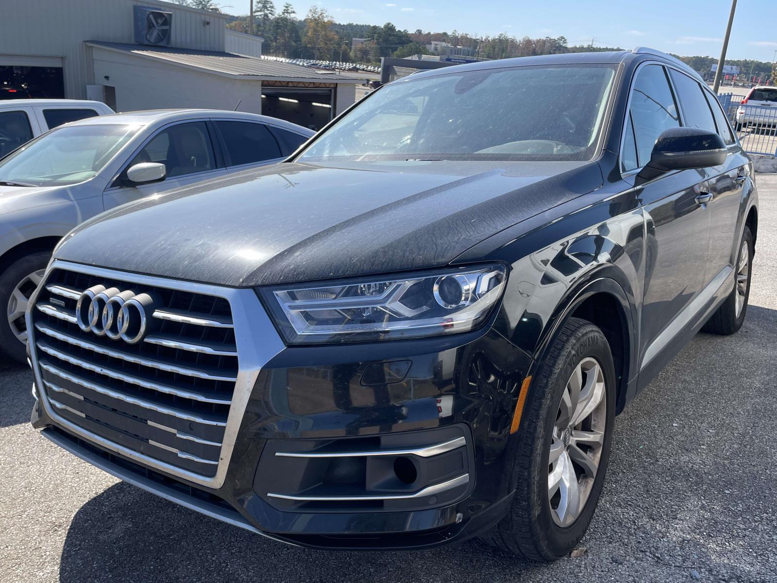 2018 Audi Q7 Premium Plus's photo