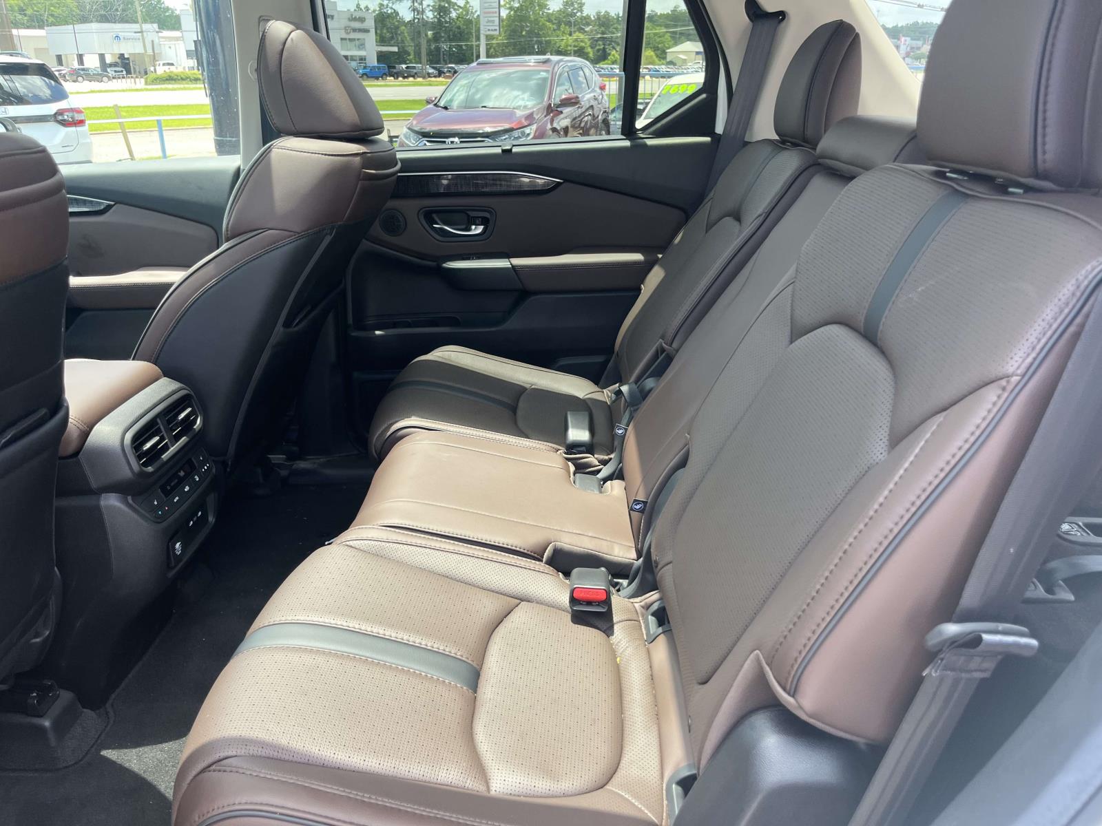 2025 Honda Pilot Elite - Photo 10