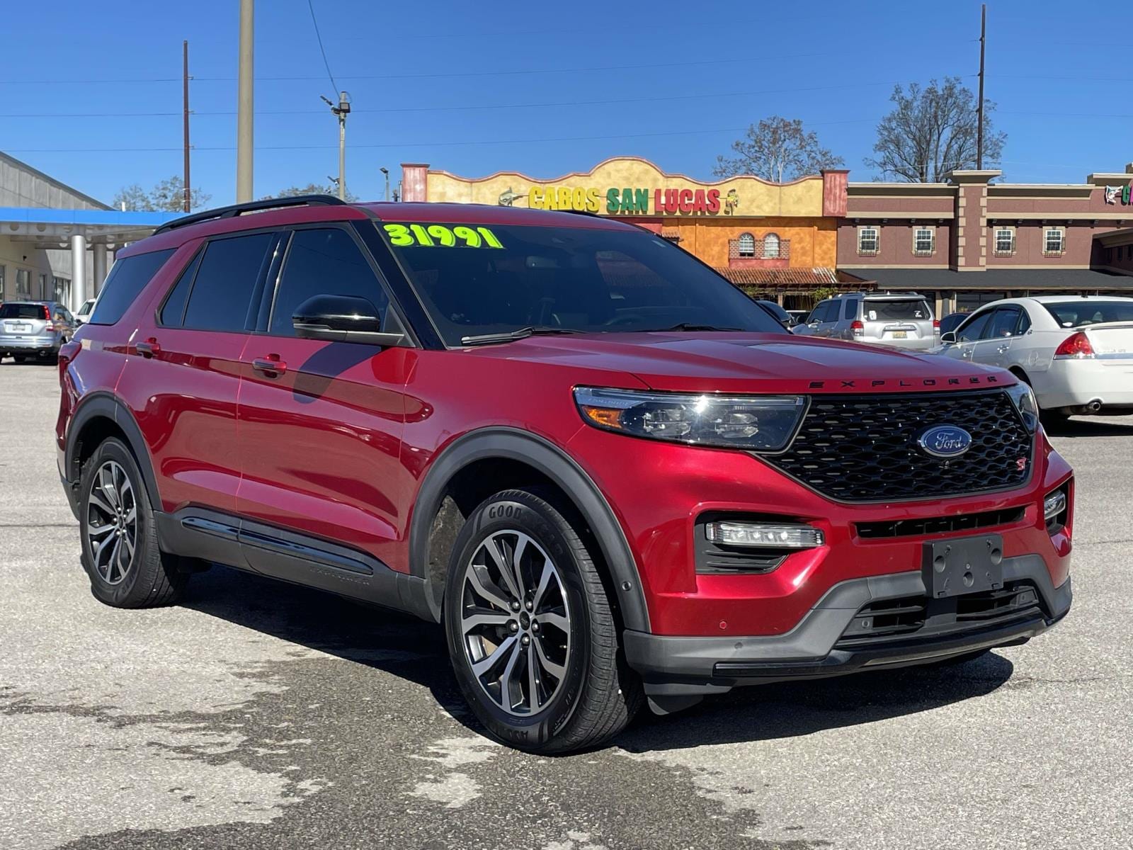 2020 Ford Explorer ST's photo