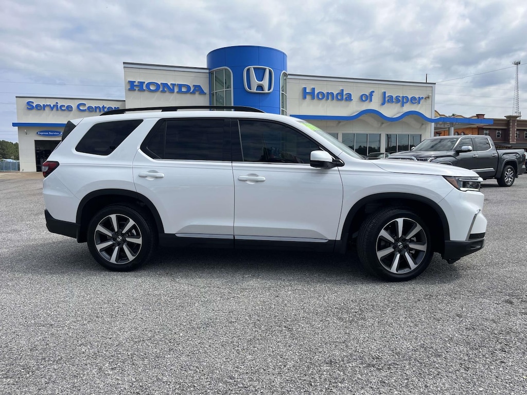 Certified 2025 Honda Pilot Touring AWD Sport Utility