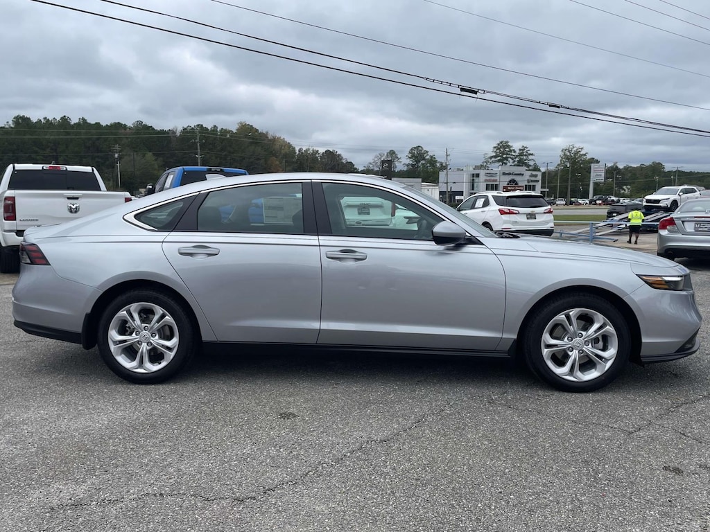 New 2025 Honda Accord LX CVT Sedan