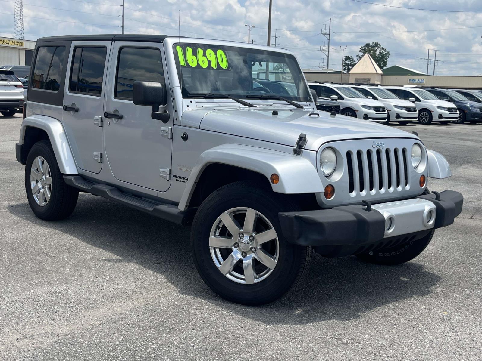 2012 Jeep Wrangler Unlimited Sahara - Photo 5