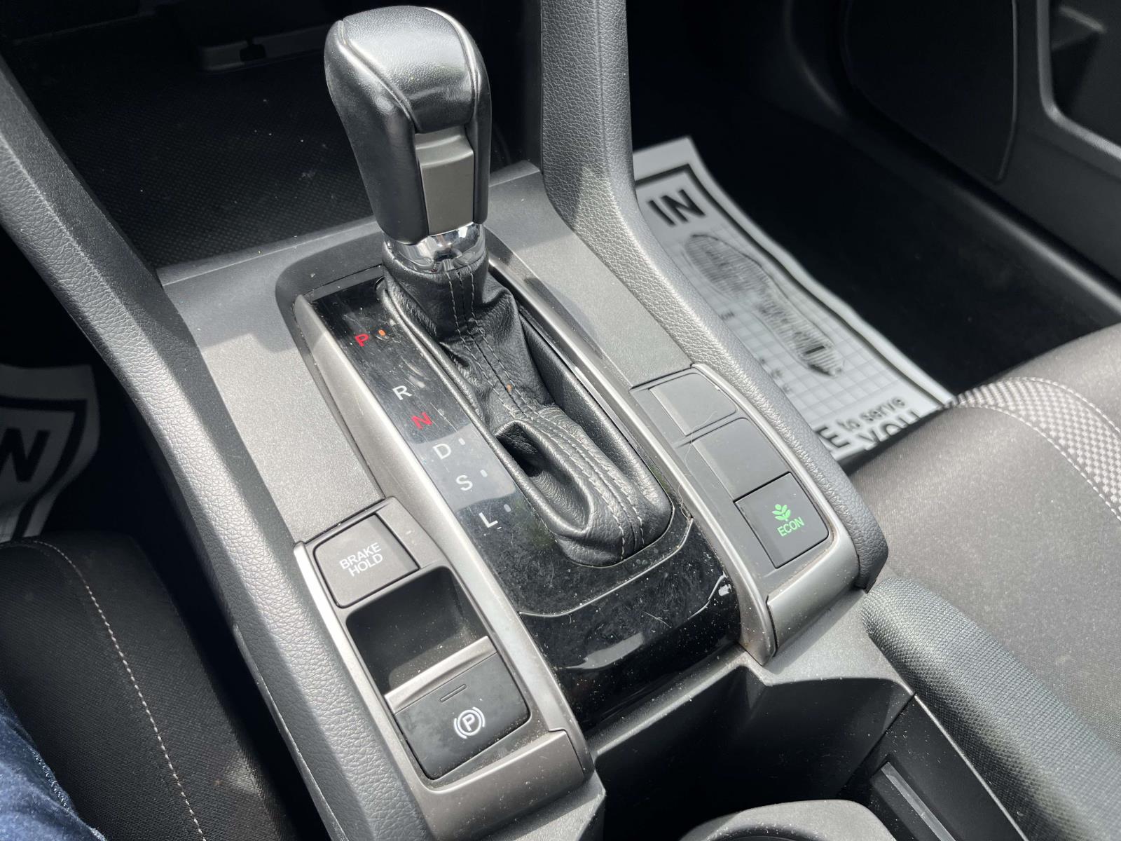 2021 Honda Civic Hatchback EX - Photo 15