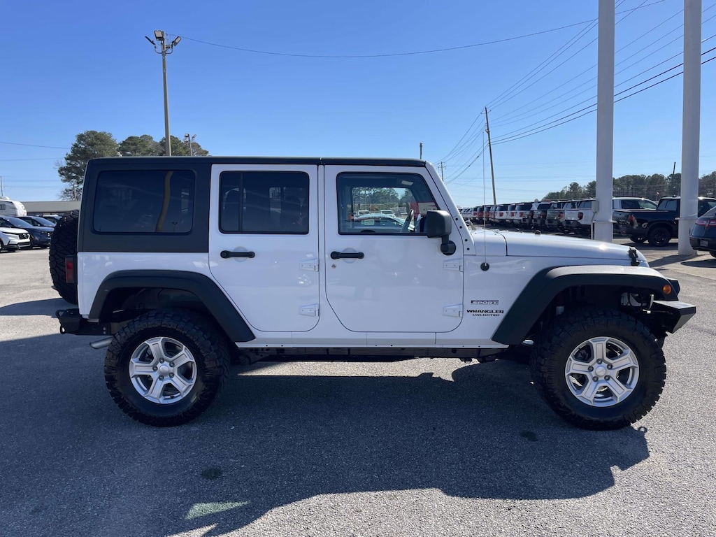 Used 2013 Jeep Wrangler Unlimited 4WD Sport Sport Utility