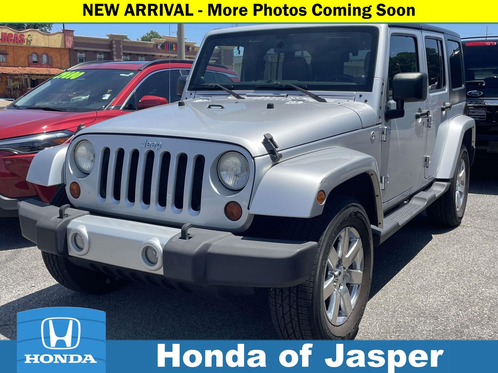 2012 Jeep Wrangler Unlimited Sahara - Photo 1