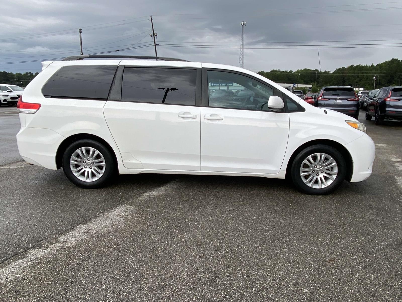 Used 2012 Toyota Sienna Limited with VIN 5TDYK3DC3CS216820 for sale in Jasper, AL