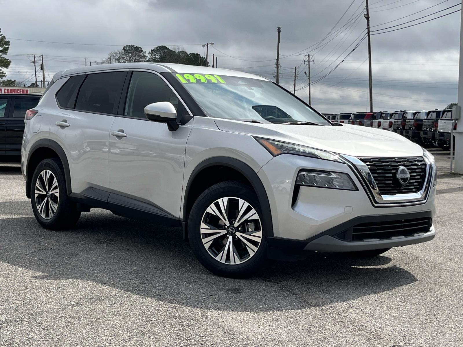 2022 Nissan Rogue SV