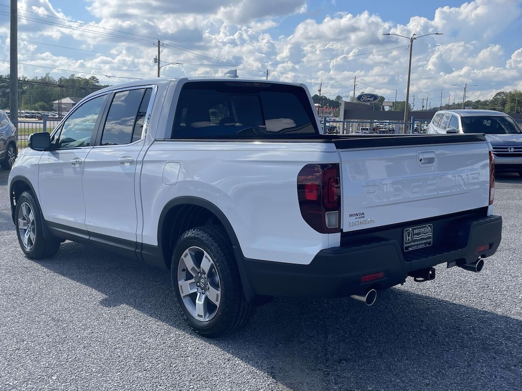New 2026 Honda Ridgeline RTL AWD Truck Crew Cab