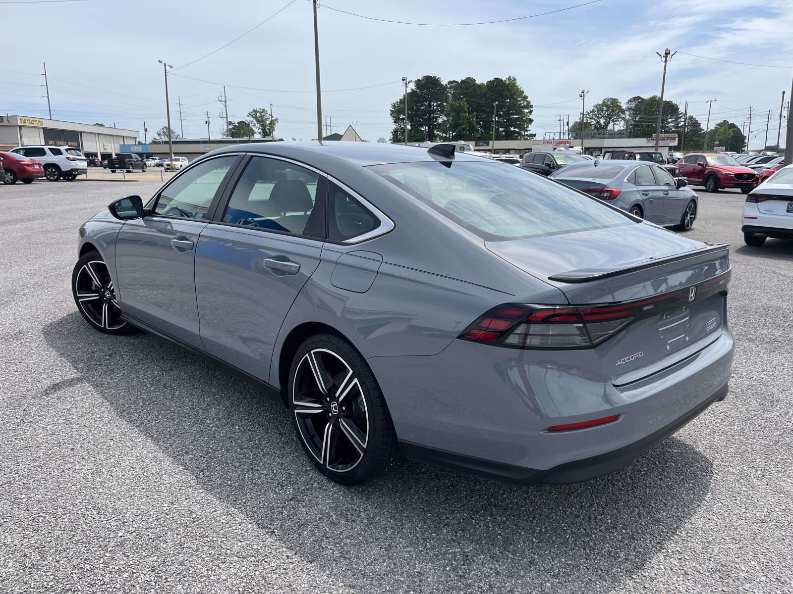2023 Honda Accord Hybrid Sport - Photo 5