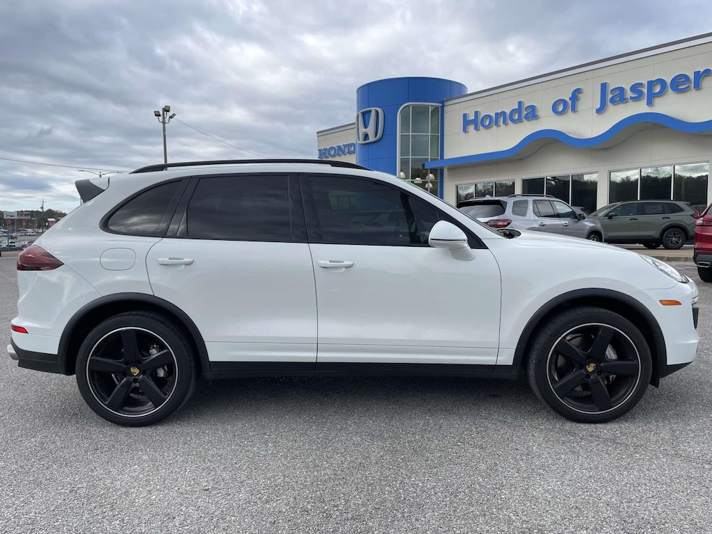 Used 2017 Porsche Cayenne S AWD Sport Utility