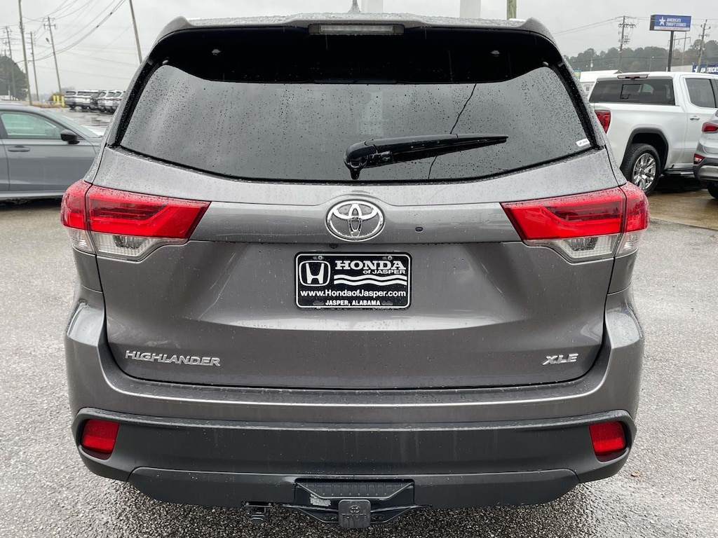 Used 2018 Toyota Highlander XLE V6 FWD (Natl) Sport Utility