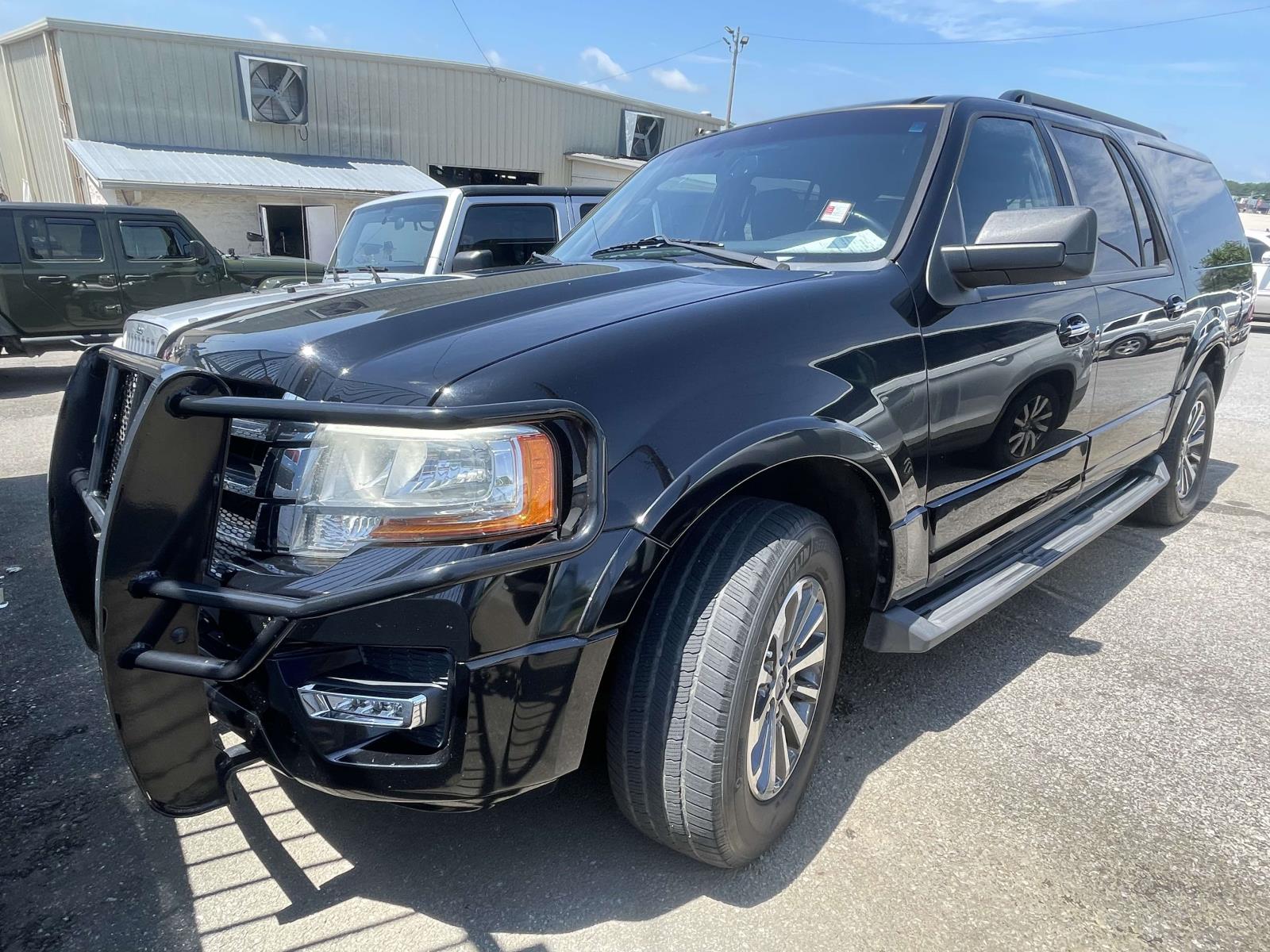 2016 Ford Expedition XLT EL's photo