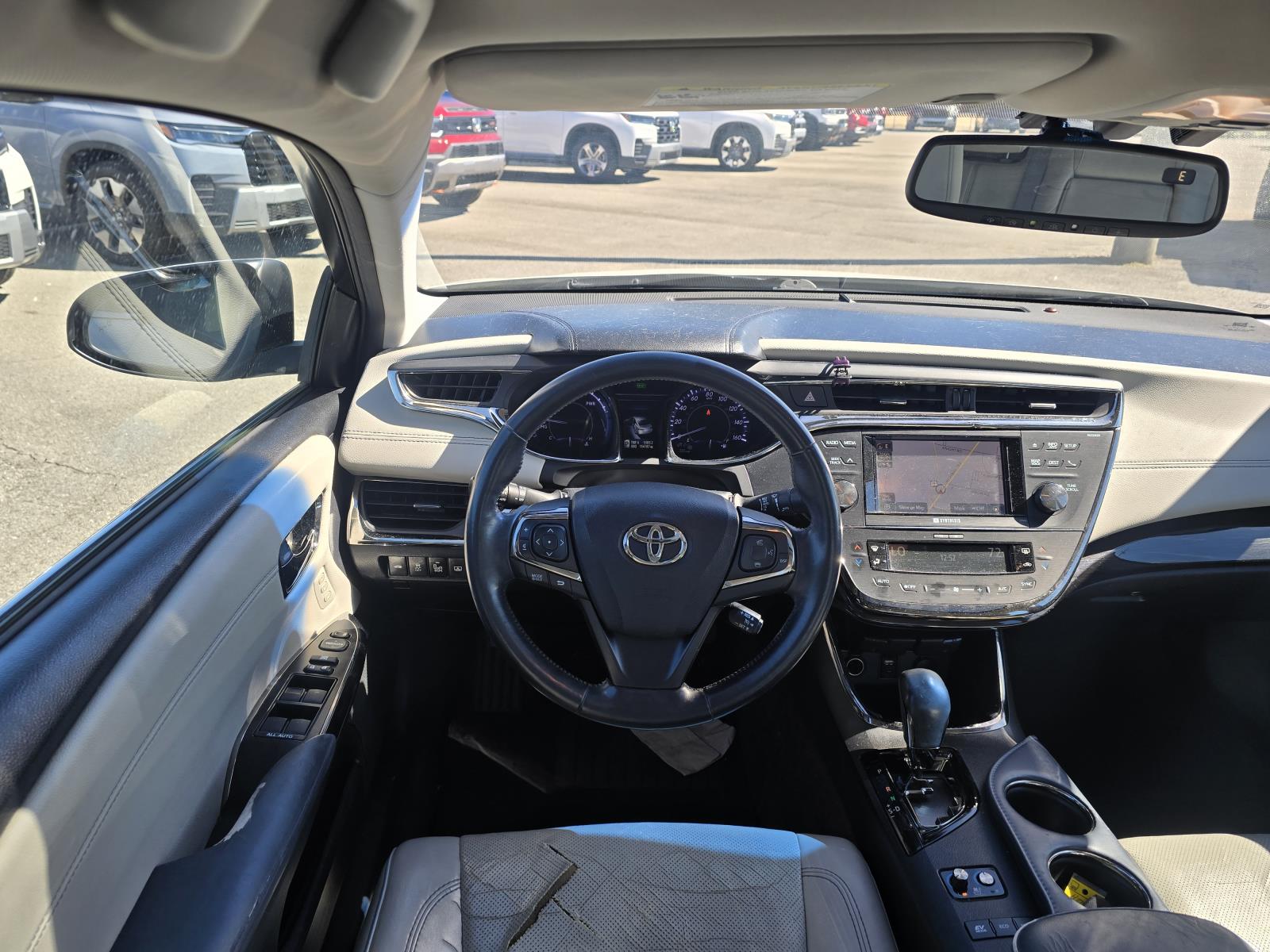 2013 Toyota Avalon XLE Premium Hybrid - Photo 11