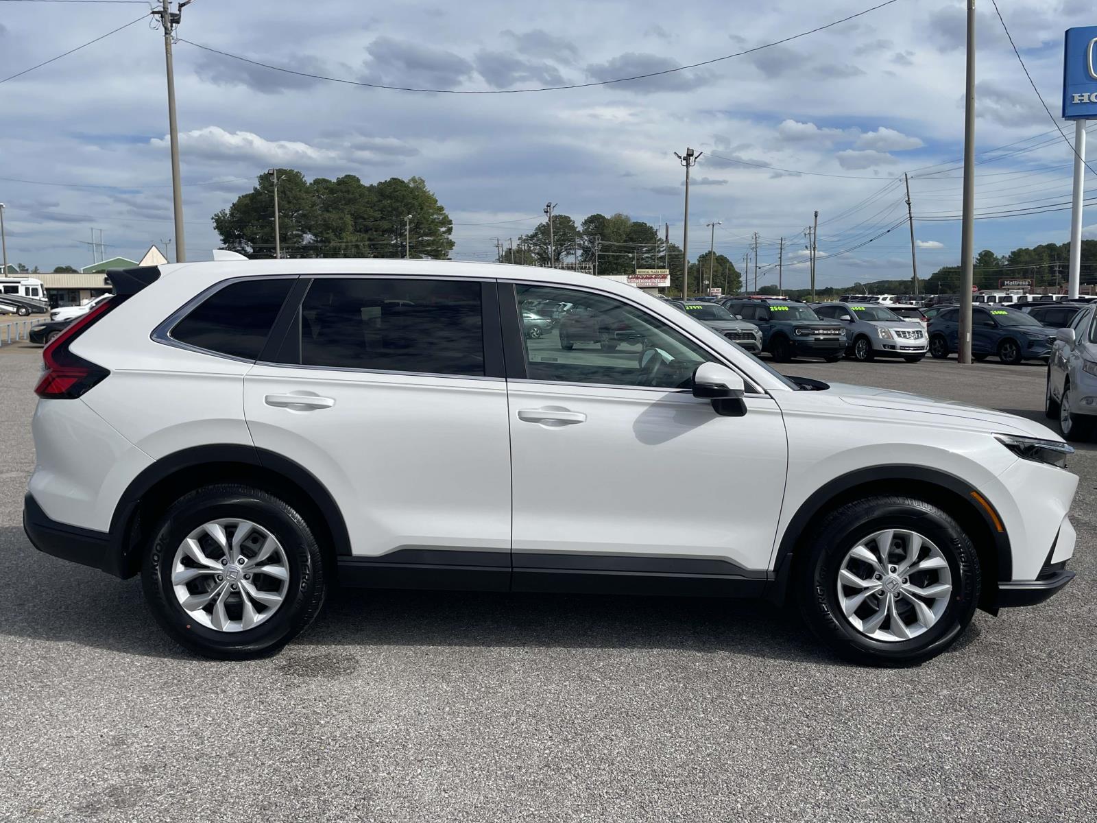 2026 Honda CR-V LX photo 2