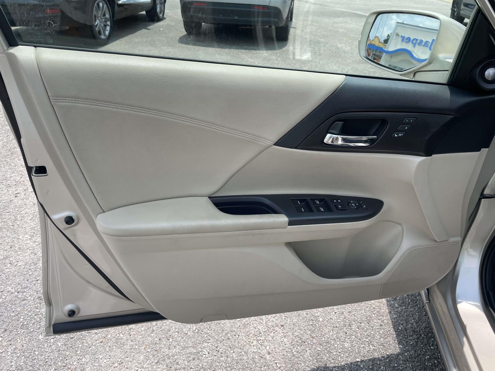 2013 Honda Accord EX-L - Photo 11