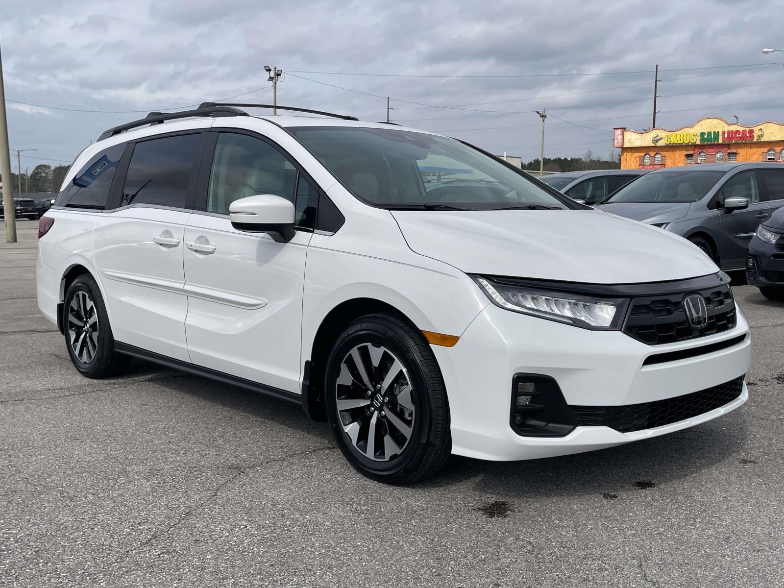 2026 Honda Odyssey EX-L's photo