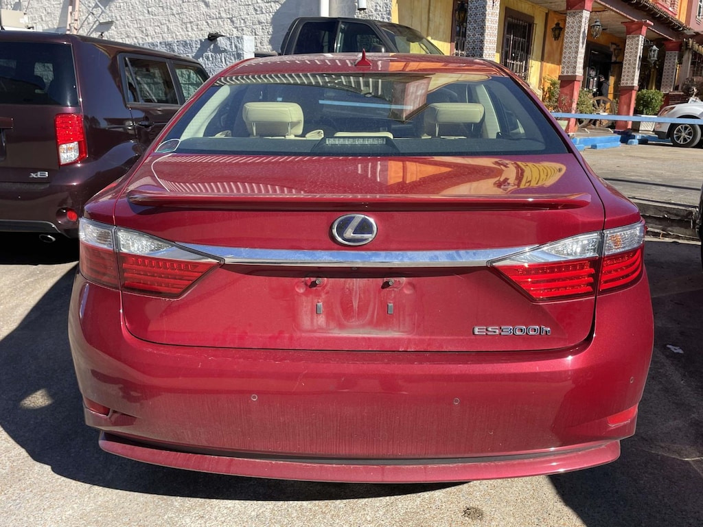 Used 2014 Lexus ES 300h SDN HYBRID Car
