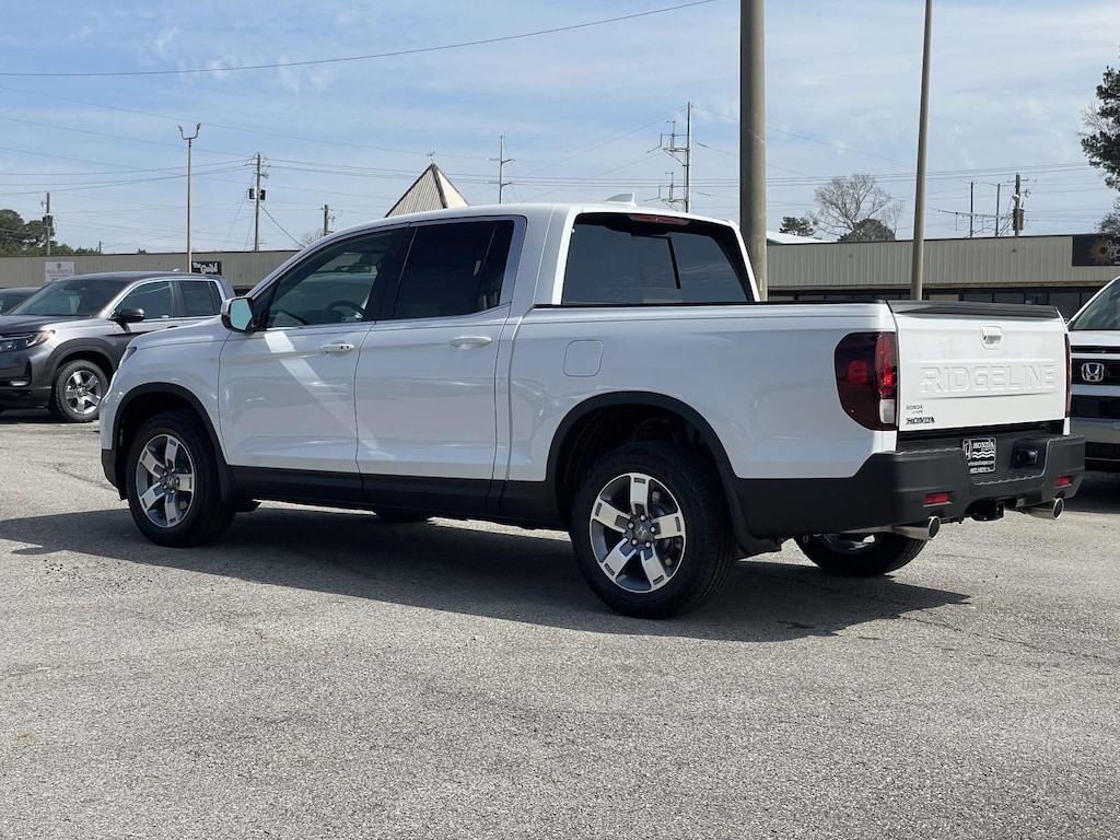 New 2026 Honda Ridgeline RTL AWD Truck Crew Cab