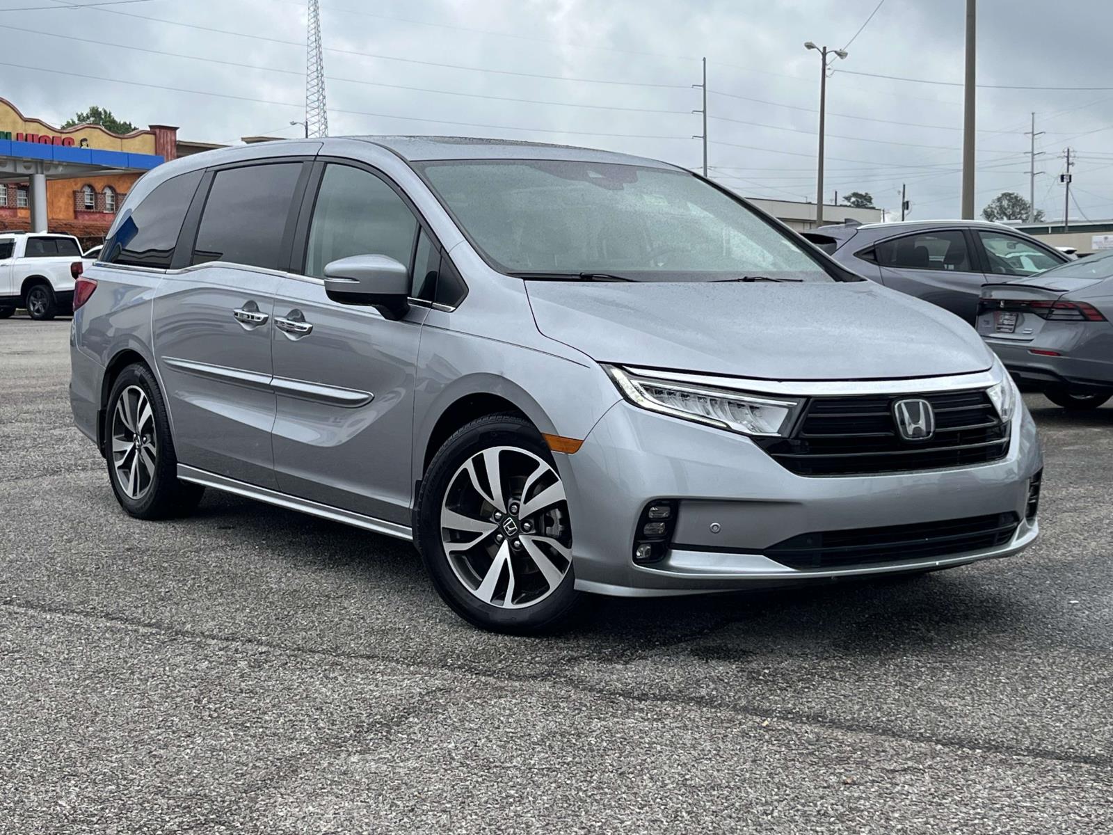 2021 Honda Odyssey Touring's photo