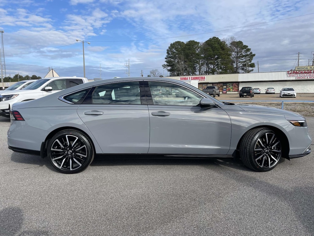 New 2025 Honda Accord Hybrid Touring Sedan Sedan