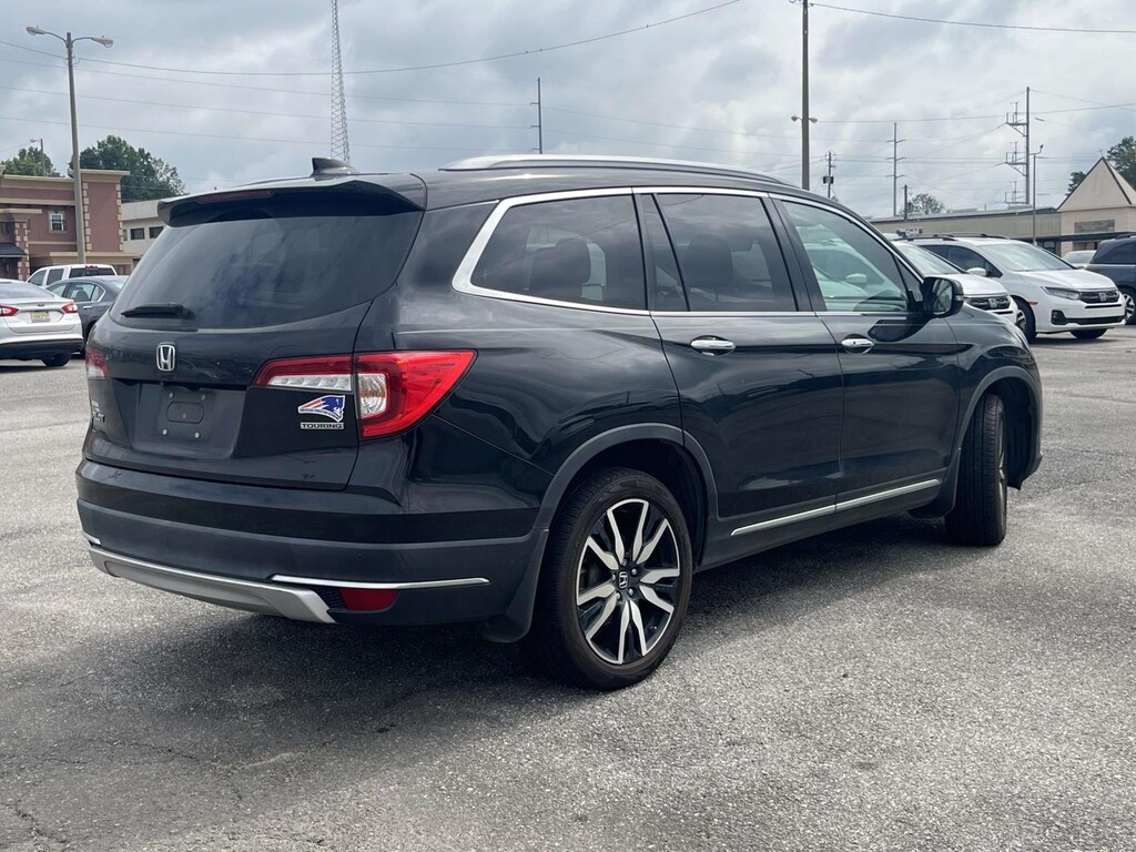 Certified 2022 Honda Pilot Touring 7-Passenger 2WD Sport Utility